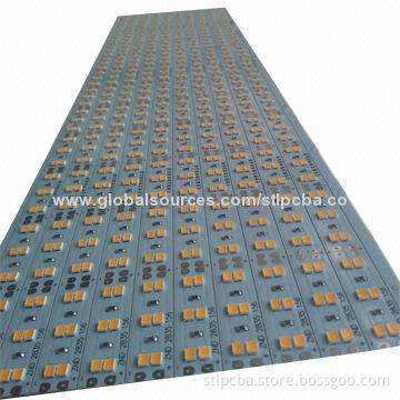 Aluminum PCB for LED lighting with 1oz copper and 1.6mm thickness, reach RoHS